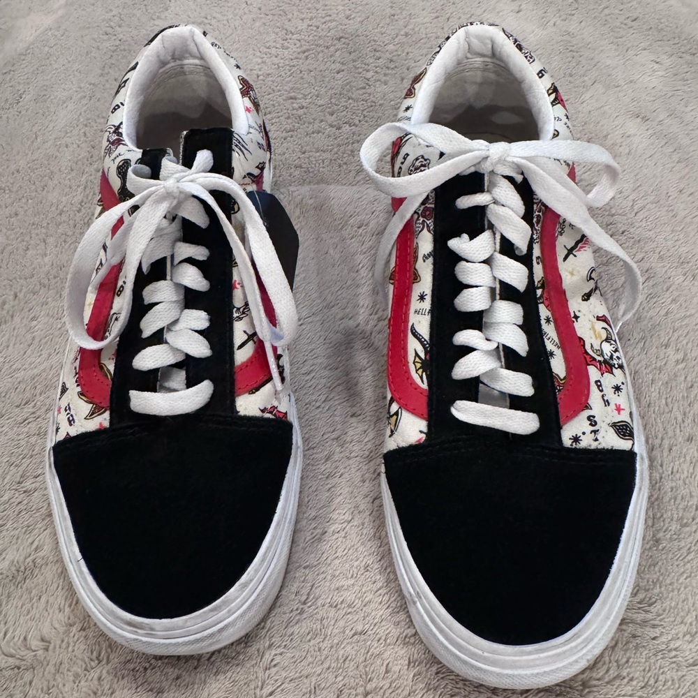 Vans Stranger Things Skater Shoes Men’s size 8 Women’s size 9.5 - Picture 3 of 15